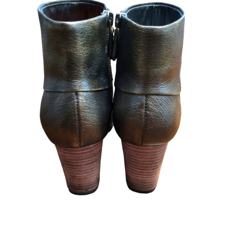 Cole Haan Cassidy Bootie Black Gold Metallic Leather Nike Air Technology 5.5B